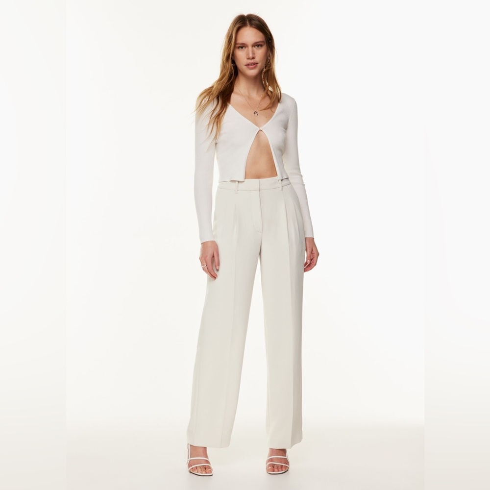 NWT Aritzia Effortless Pant Light Birch sz 12